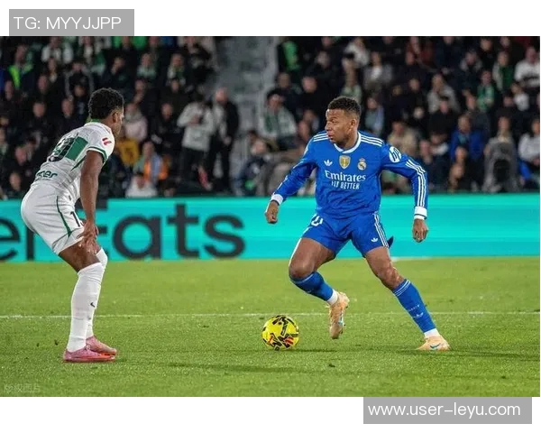 阿斯：琼阿梅尼伤缺阿诺德复出巴尔韦德重返中场位置