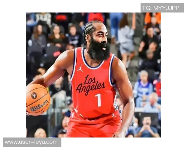 哈登上半场表现平平仅得7分罚球命中率低迷引发关注