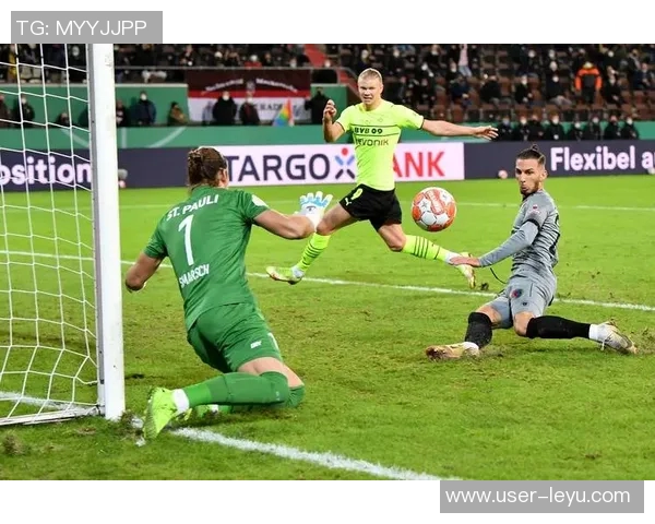 埃姆雷詹最后时刻点球绝杀多特蒙德惊险逆转圣保利