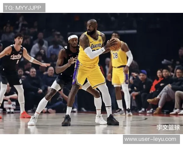 湖人三巨头缺阵逆转开拓者今日老詹回归却遭惨败的背后原因分析