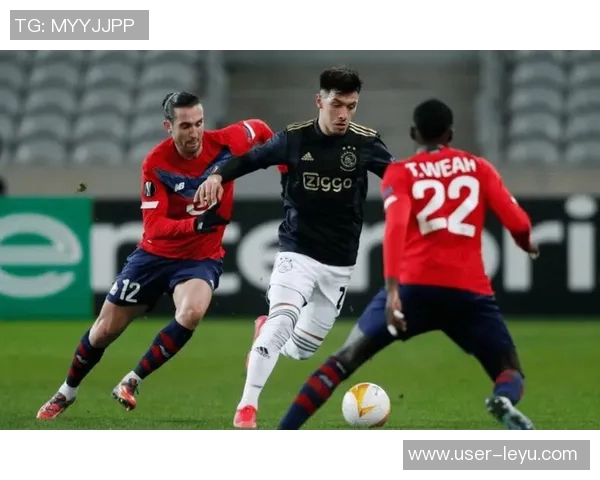 巴黎圣日耳曼去年辉煌六冠今季遭遇滑铁卢法杯意外出局法甲半程仅列第二