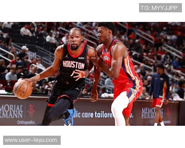 杜兰特赞阿门与谢泼德控卫表现智慧与比赛阅读能力显著提升