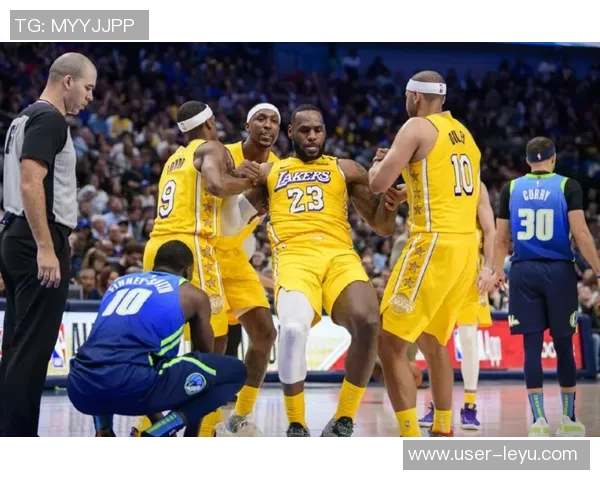 媒体人透露华子欲重签康利薪资按天计算晚签影响工资帽有限 媒体人透露华子欲重签康利薪资按天计算晚签影响工资帽有限